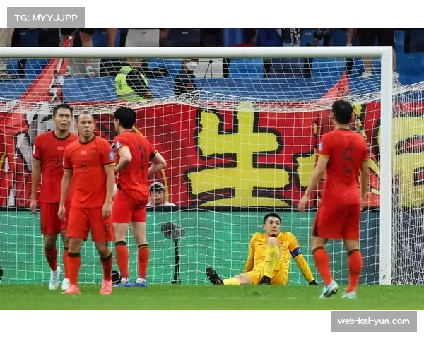 席尔瓦当选首轮最佳球员,带伤作战梅开二度建功 席尔瓦当选首轮最佳球员,带伤作战梅开二度建功